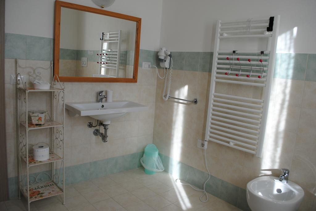 Tellus Saturnia Bed & Breakfast Стая снимка